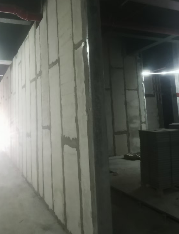 聚苯顆粒水泥復(fù)合墻板：酒店隔聲墻的革新解決方案